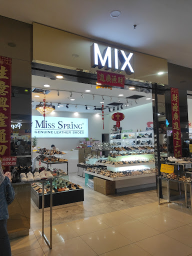 MMarcus Segamat central