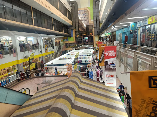 Kompleks PKNS Shah Alam