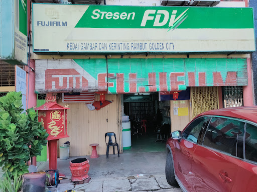 Kedai Gambar & Kerinting Rambut Golden City