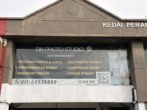DH PHOTO STUDIO