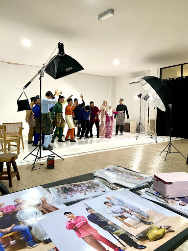 SMS Creative Studio