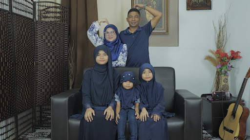 Zaira Studio