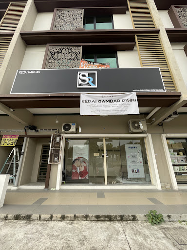 SR PHOTOGRAPHY STUDIO