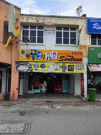 Kedai Gambar Terbaik di Banting 1 Gambar Kedai Gambar Terbaik di Banting | Studio Foto Profesional & Cetak Cepat