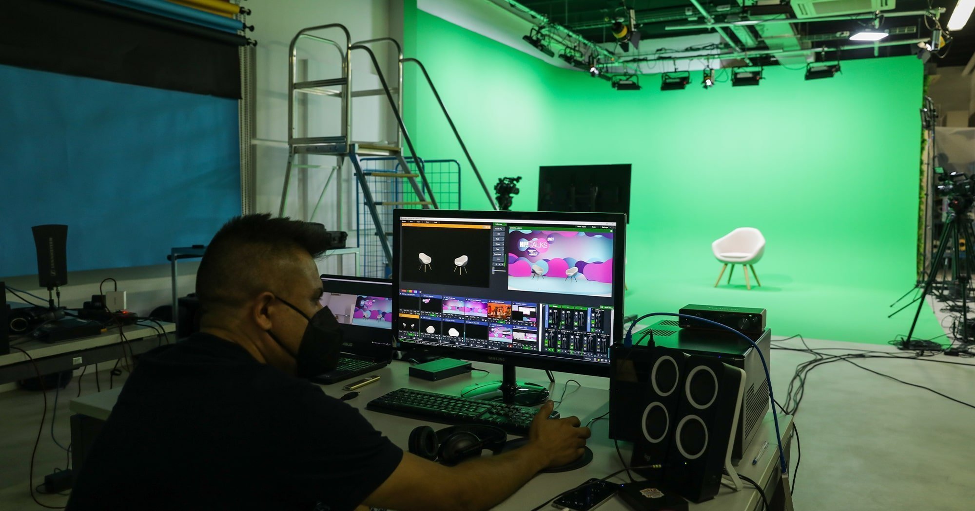 Pendapat tentang CHROMA STUDIO 1 Ulasan CHROMA STUDIO: Kelebihan, Kekurangan & Kualiti Terbaik 2024