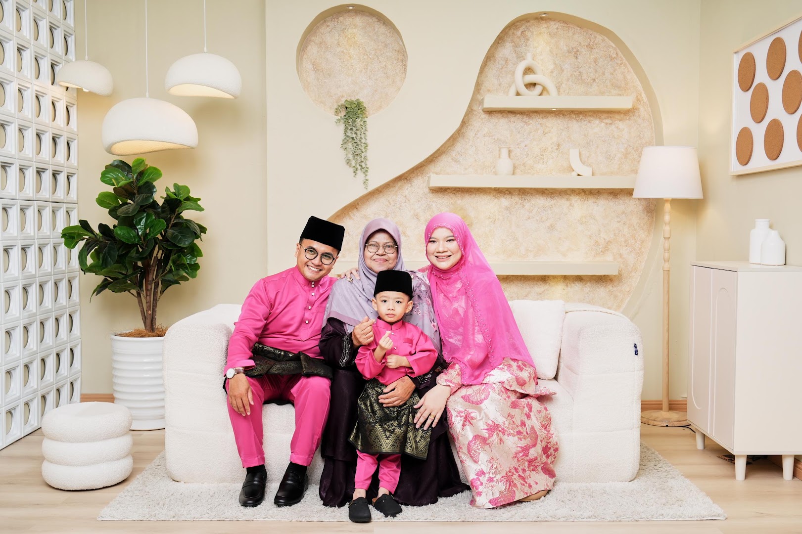 Ulasan Cliques And Tribes Studio Raya Sungai Petani – Idea & Kualiti Foto Terbaik